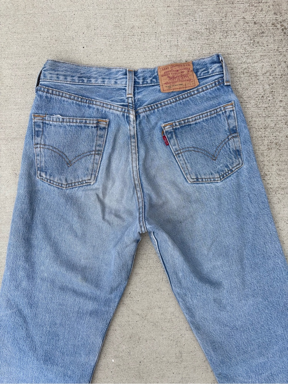 Jeans - Picture 2 of 5